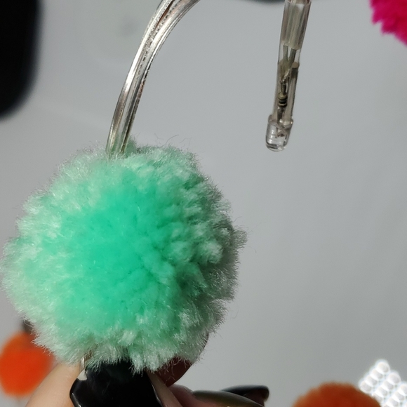 Light up phone charger. Apple - Picture 5 of 7